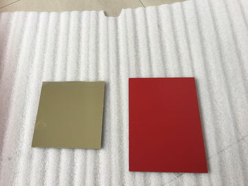 China Uniformidade de alumínio amarela da cor dos painéis de revestimento do metal com boa plasticidade fornecedor